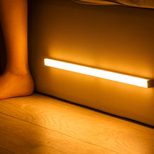 Load image into Gallery viewer, PLUTUS - QUINN LED wireless Night Light with Motion Sensor